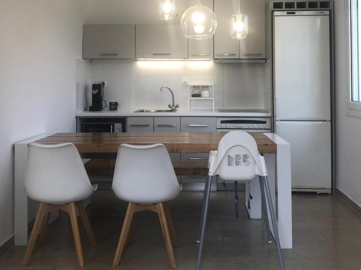 Modern 10mins From The * Agia Eirini