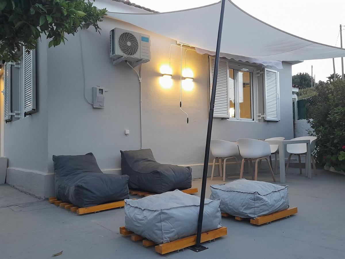 Modern 10mins From The Country house