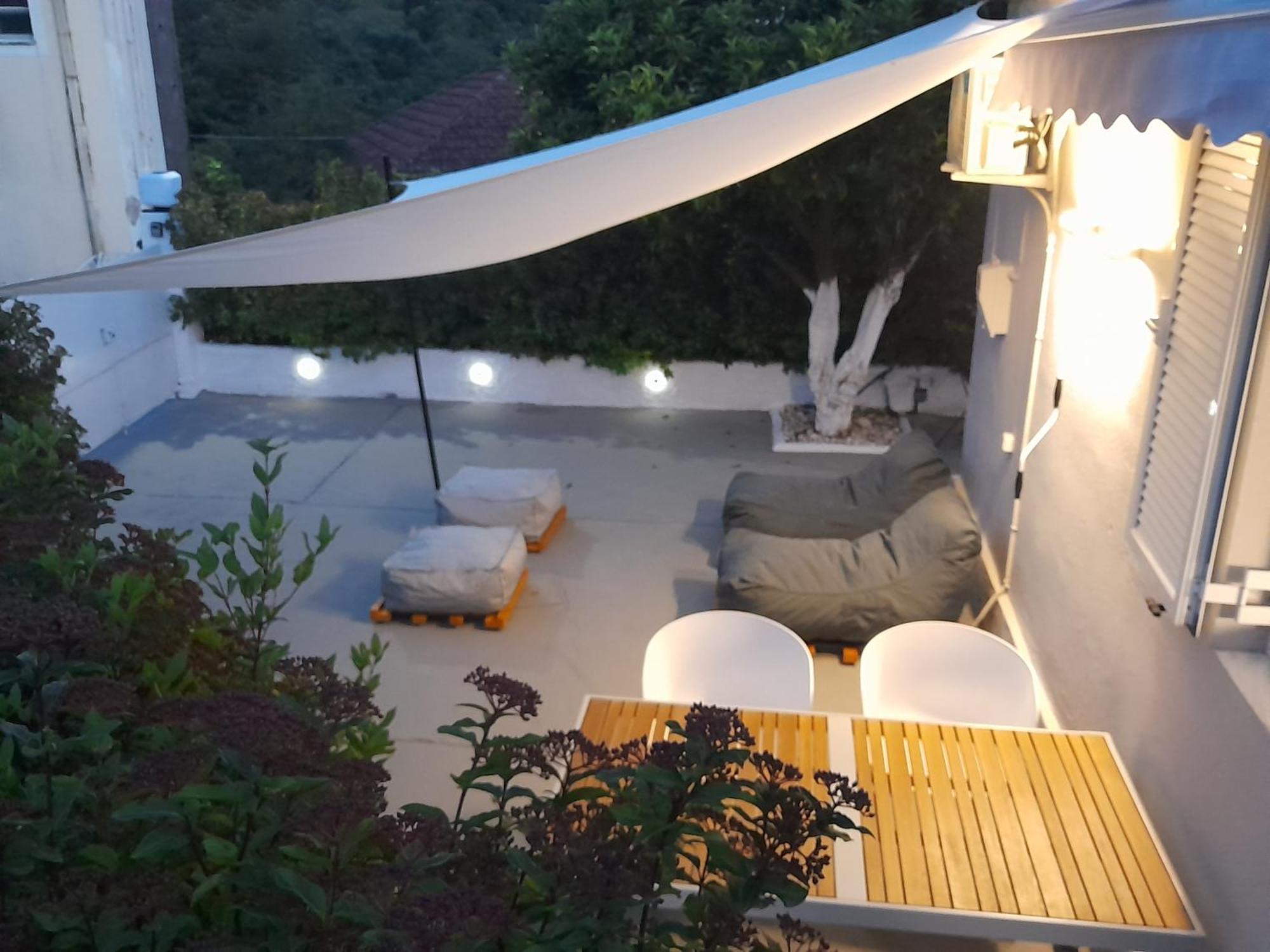 Modern 10mins From The Agia Eirini