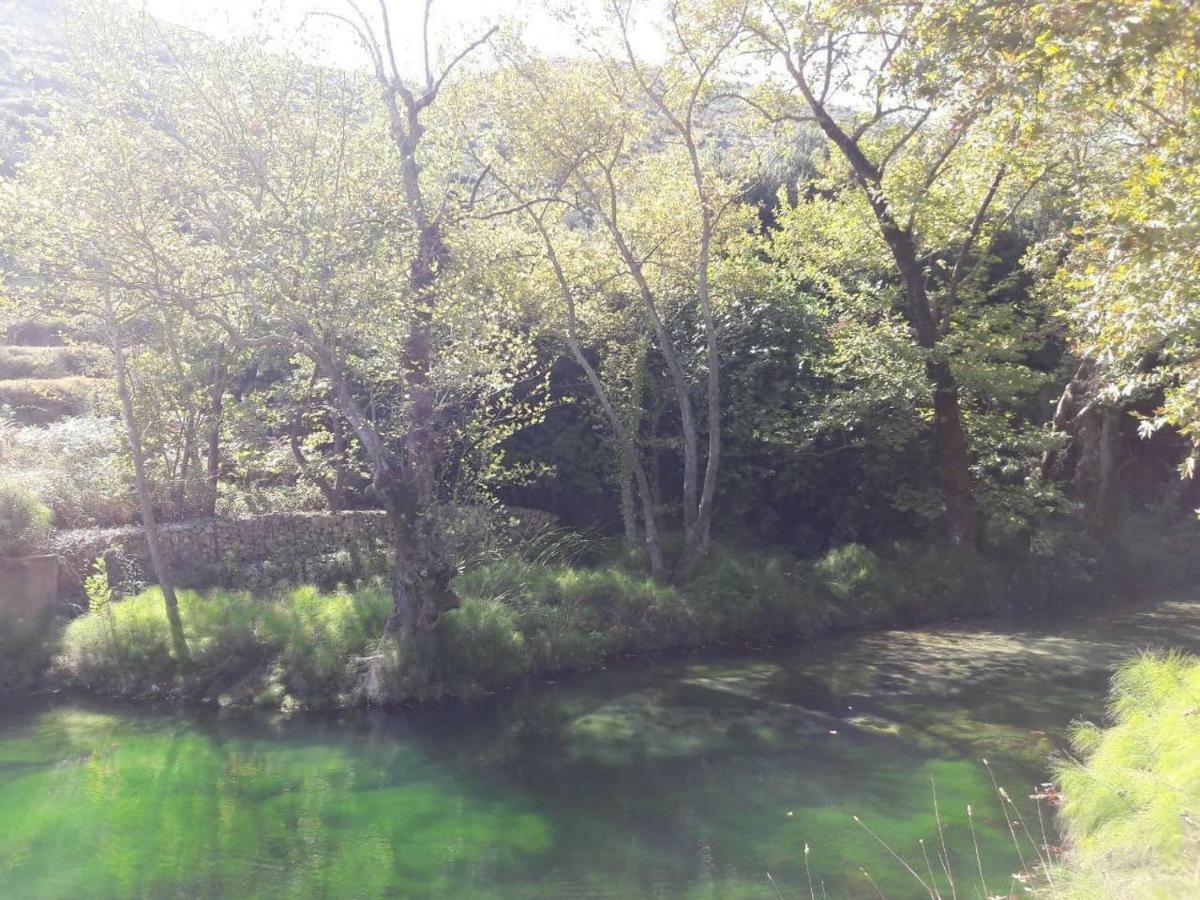 Modern 10mins From The Country house